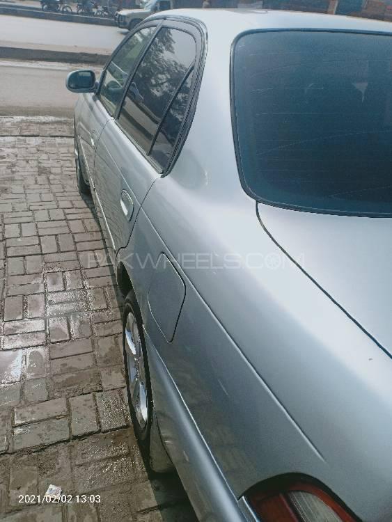 ٹویوٹا کرولا 2002 for Sale in شیخوپورہ ٹویوٹا کرولا 2002 for Sale in شیخوپورہ Image-11