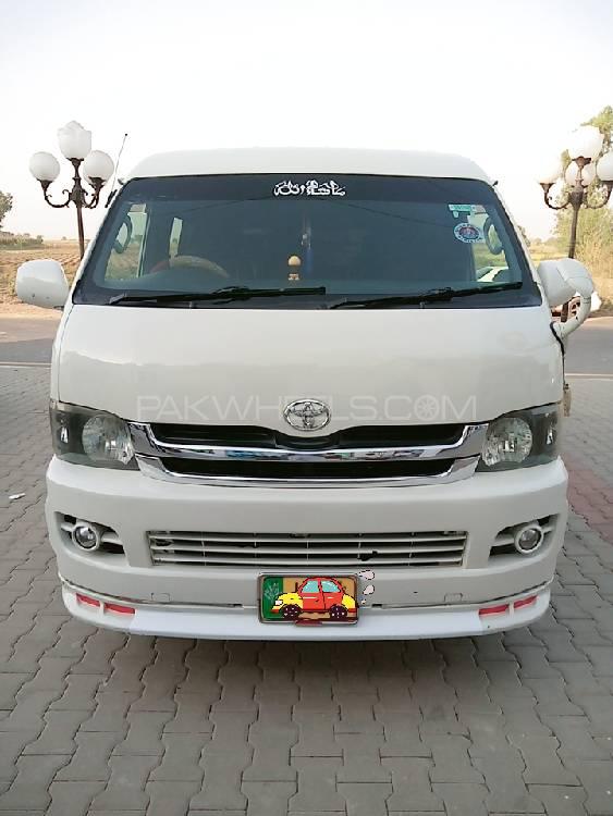 Toyota Hiace 2012 for Sale in Gujrat Image-1