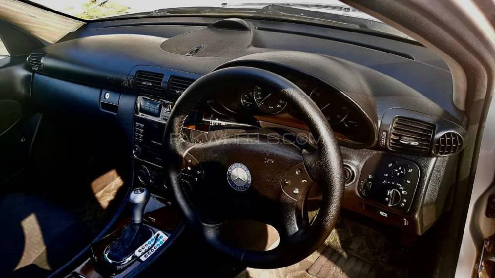 Mercedes Benz C Class 2005 for Sale in Islamabad Mercedes Benz C Class 2005 for Sale in Islamabad Image-6