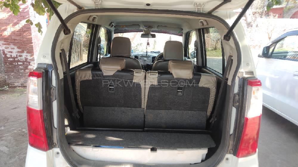 Suzuki Wagon R 2013 for Sale in Sargodha Suzuki Wagon R 2013 for Sale in Sargodha Image-8