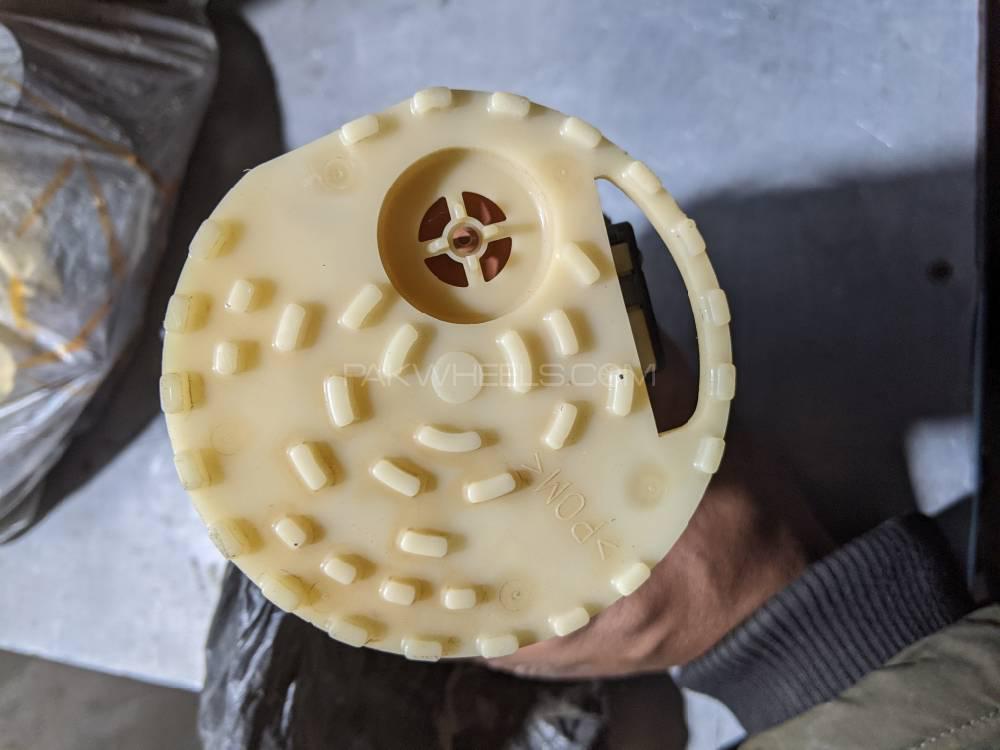 Mitsubishi i 2007 fuel pump Image-1