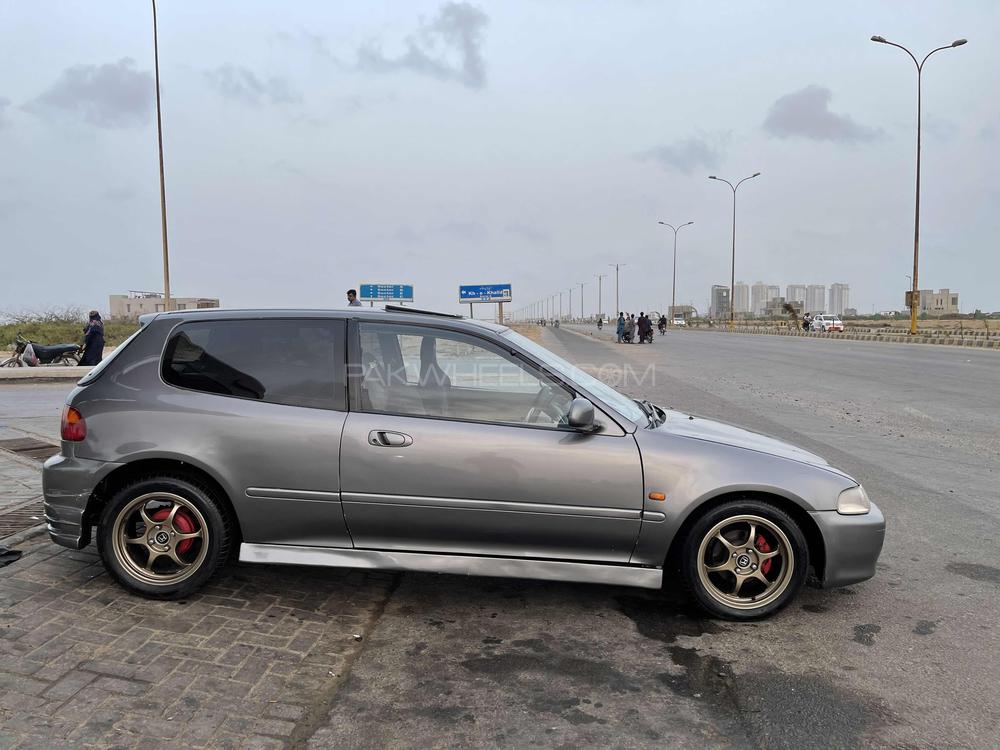 Honda Civic - 1992  Image-1