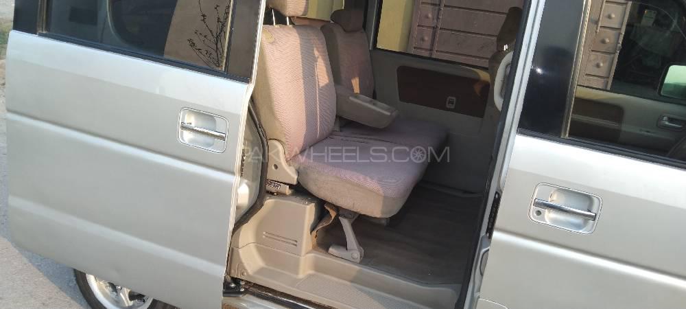 سوزوکی ایوری ویگن 2006 for Sale in پشاور سوزوکی ایوری ویگن 2006 for Sale in پشاور Image-5