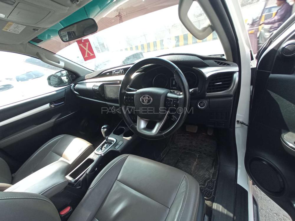Toyota Hilux 2018 for Sale in Multan Toyota Hilux 2018 for Sale in Multan Image-7