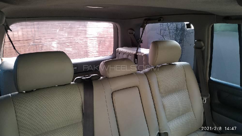 Toyota Land Cruiser 2001 for Sale in Gujrat Toyota Land Cruiser 2001 for Sale in Gujrat Image-11