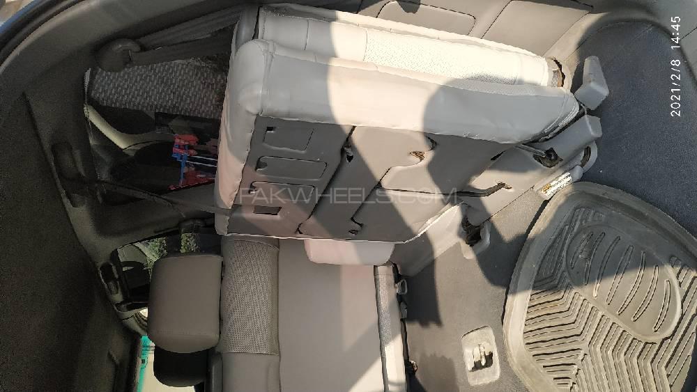 Toyota Land Cruiser 2001 for Sale in Gujrat Toyota Land Cruiser 2001 for Sale in Gujrat Image-16