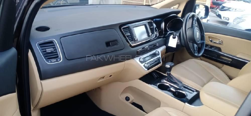 KIA Carnival 2020 for Sale in Islamabad KIA Carnival 2020 for Sale in Islamabad Image-9