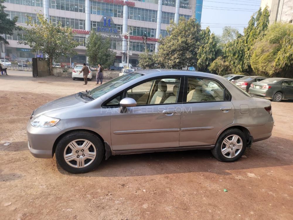 Honda City 2004 for Sale in Lahore Honda City 2004 for Sale in Lahore Image-4