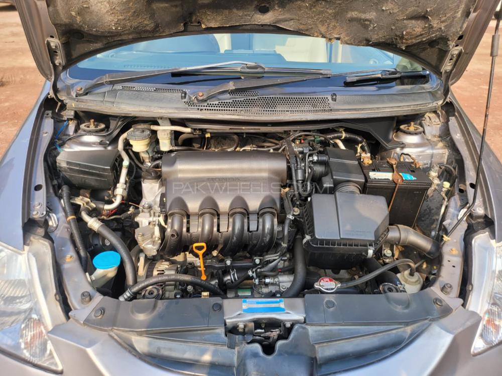 Honda City 2004 for Sale in Lahore Honda City 2004 for Sale in Lahore Image-7