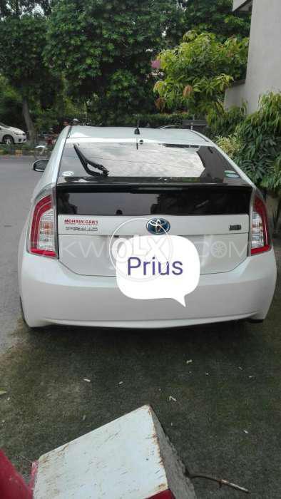 Toyota Prius 2012 for Sale in Lahore Image-1