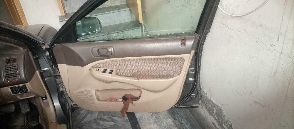 ہونڈا سوک 2004 for Sale in لاہور ہونڈا سوک 2004 for Sale in لاہور Image-5