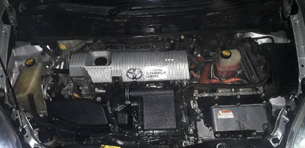 Toyota Prius 2010 for Sale in Peshawar Toyota Prius 2010 for Sale in Peshawar Image-14