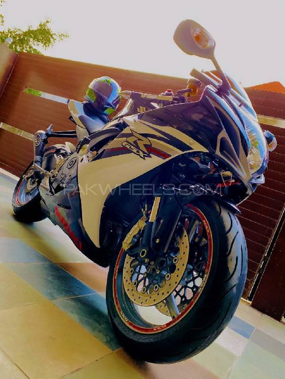 سوزوکی GSX-R600 2013 for Sale سوزوکی GSX-R600 2013 for Sale Image-3