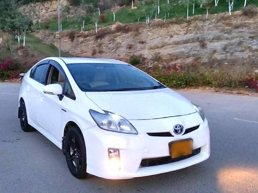 ٹویوٹا پریوس 2010 for Sale in کراچی Image-1