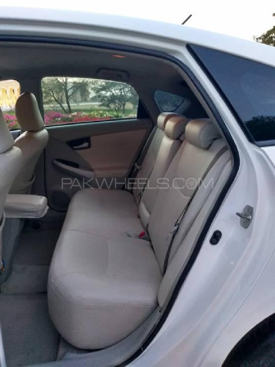 ٹویوٹا پریوس 2010 for Sale in کراچی ٹویوٹا پریوس 2010 for Sale in کراچی Image-8