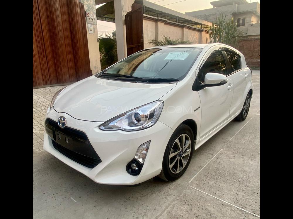 Toyota Aqua 2017 for Sale in Faisalabad Toyota Aqua 2017 for Sale in Faisalabad Image-2
