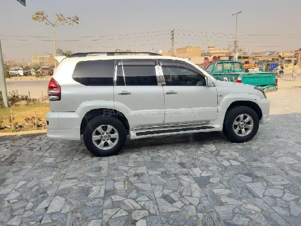 Toyota Prado 2007 for Sale in Peshawar Toyota Prado 2007 for Sale in Peshawar Image-5