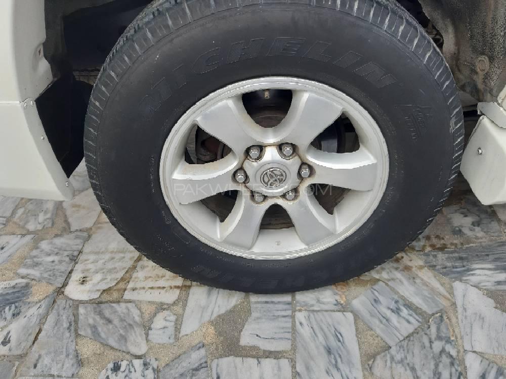 Toyota Prado 2007 for Sale in Peshawar Toyota Prado 2007 for Sale in Peshawar Image-10