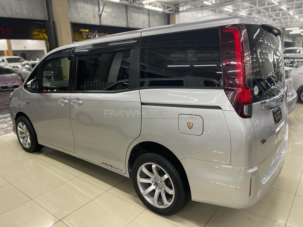 ٹویوٹا نوح 2014 for Sale in پشاور ٹویوٹا نوح 2014 for Sale in پشاور Image-18