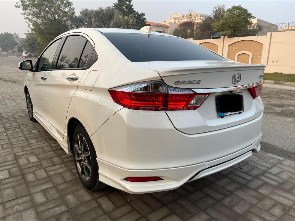 ہونڈا گریس ہائبرڈ 2015 for Sale in فیصل آباد ہونڈا گریس ہائبرڈ 2015 for Sale in فیصل آباد Image-3