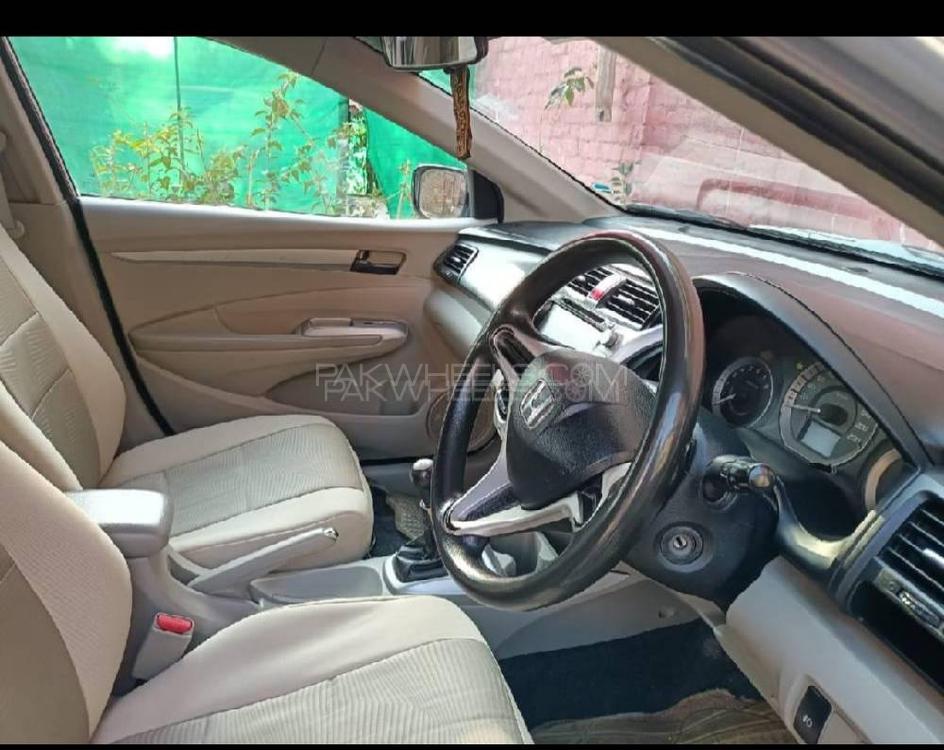 Honda City 2015 for Sale in Chakwal Honda City 2015 for Sale in Chakwal Image-4