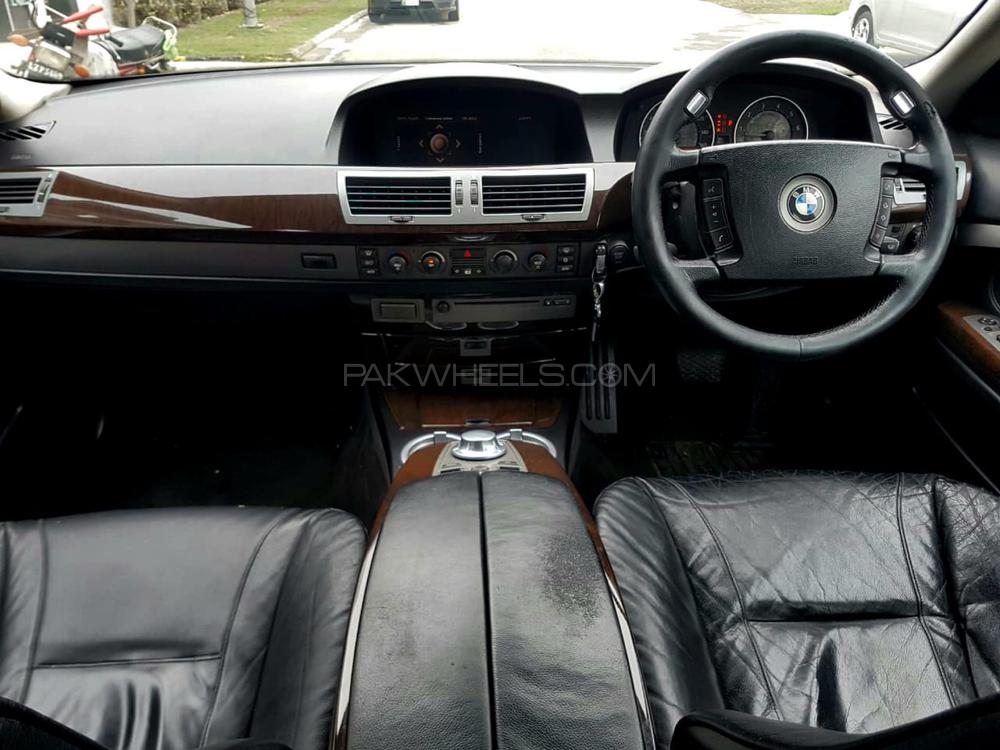 BMW 7 Series 2004 for Sale in Lahore BMW 7 Series 2004 for Sale in Lahore Image-9