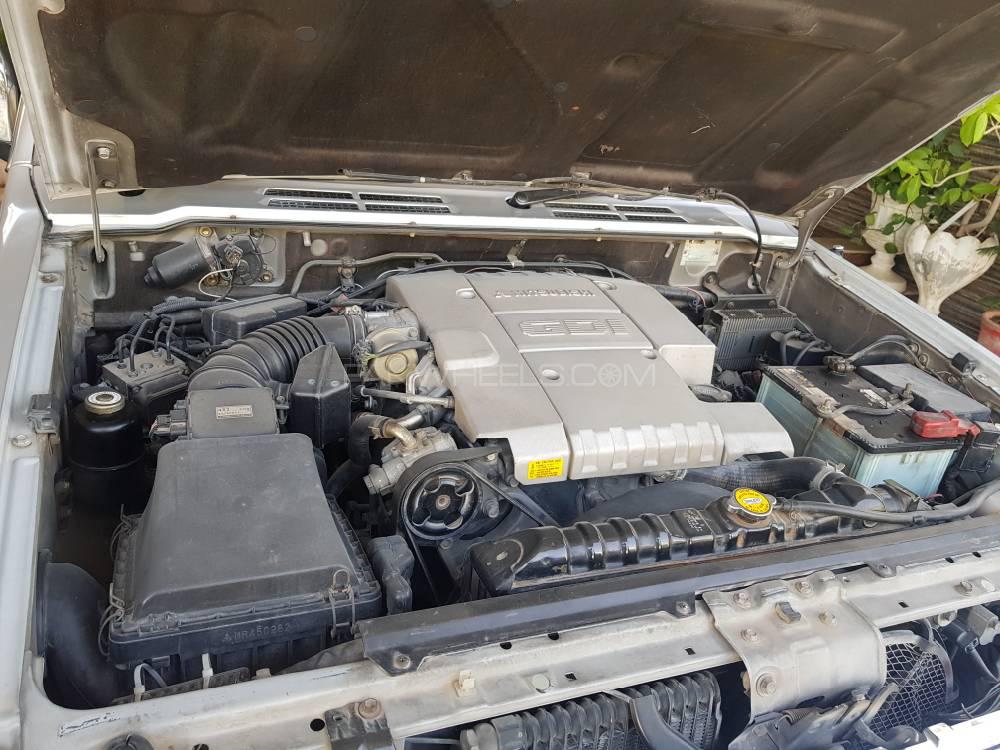 Mitsubishi Pajero 1999 for Sale in Karachi Mitsubishi Pajero 1999 for Sale in Karachi Image-8