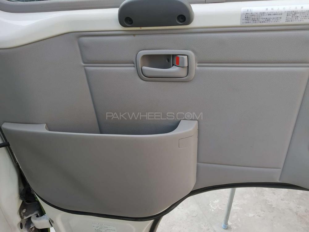 Toyota Coaster 2015 for Sale in Lahore Toyota Coaster 2015 for Sale in Lahore Image-24