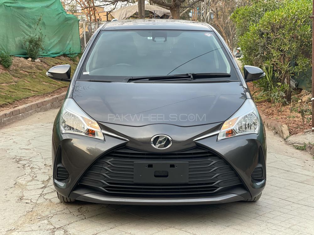 Toyota Vitz 2017 for Sale in Rawalpindi Image-1