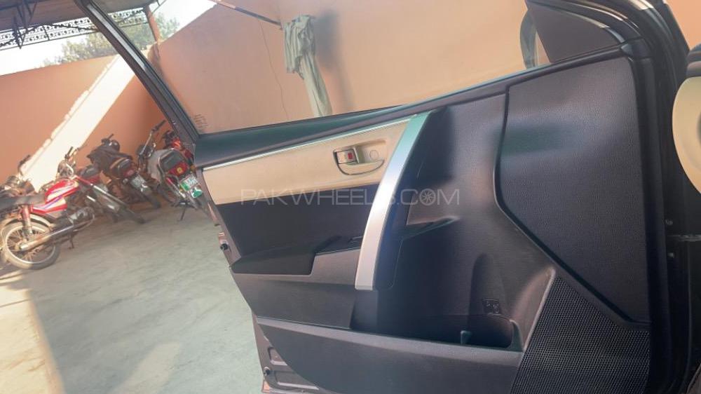 Toyota Corolla 2019 for Sale in Lahore Toyota Corolla 2019 for Sale in Lahore Image-5