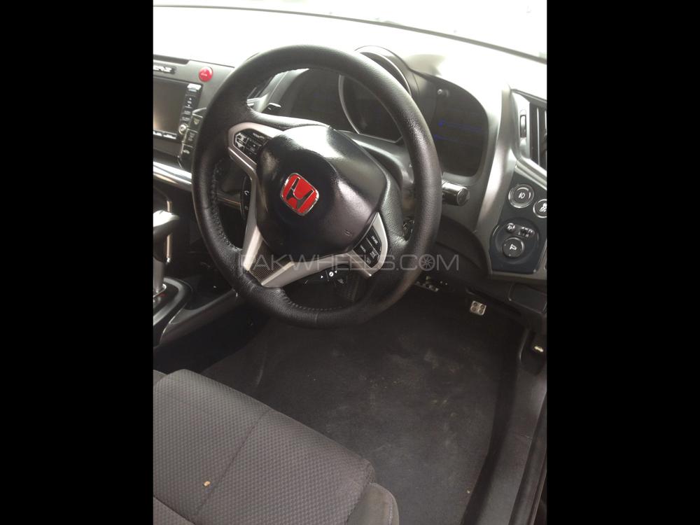 Honda CR-Z 2012 for Sale in Rawalpindi Honda CR-Z 2012 for Sale in Rawalpindi Image-12