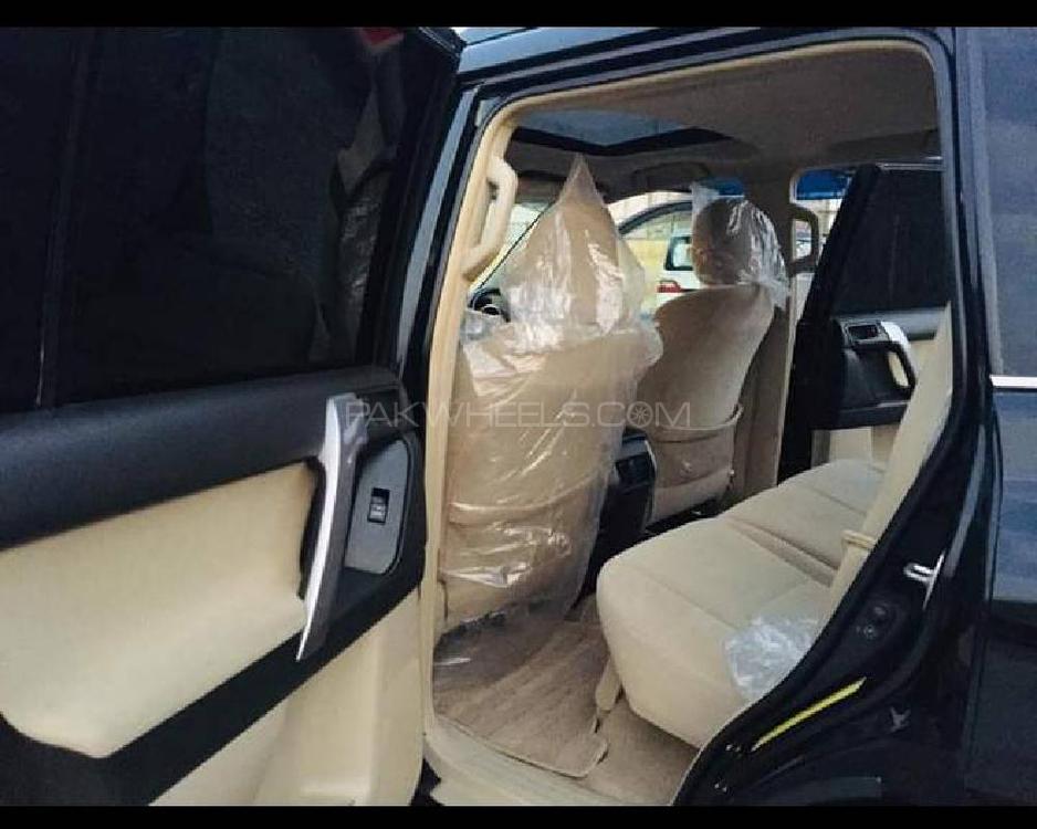 Toyota Prado 2010 for Sale in Gujrat Toyota Prado 2010 for Sale in Gujrat Image-10