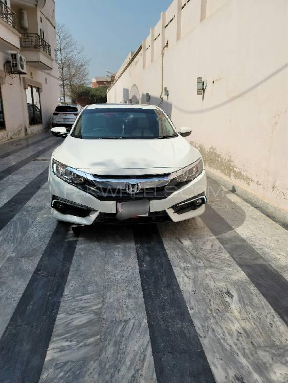Honda Civic 2018 for Sale in Sahiwal Honda Civic 2018 for Sale in Sahiwal Image-2