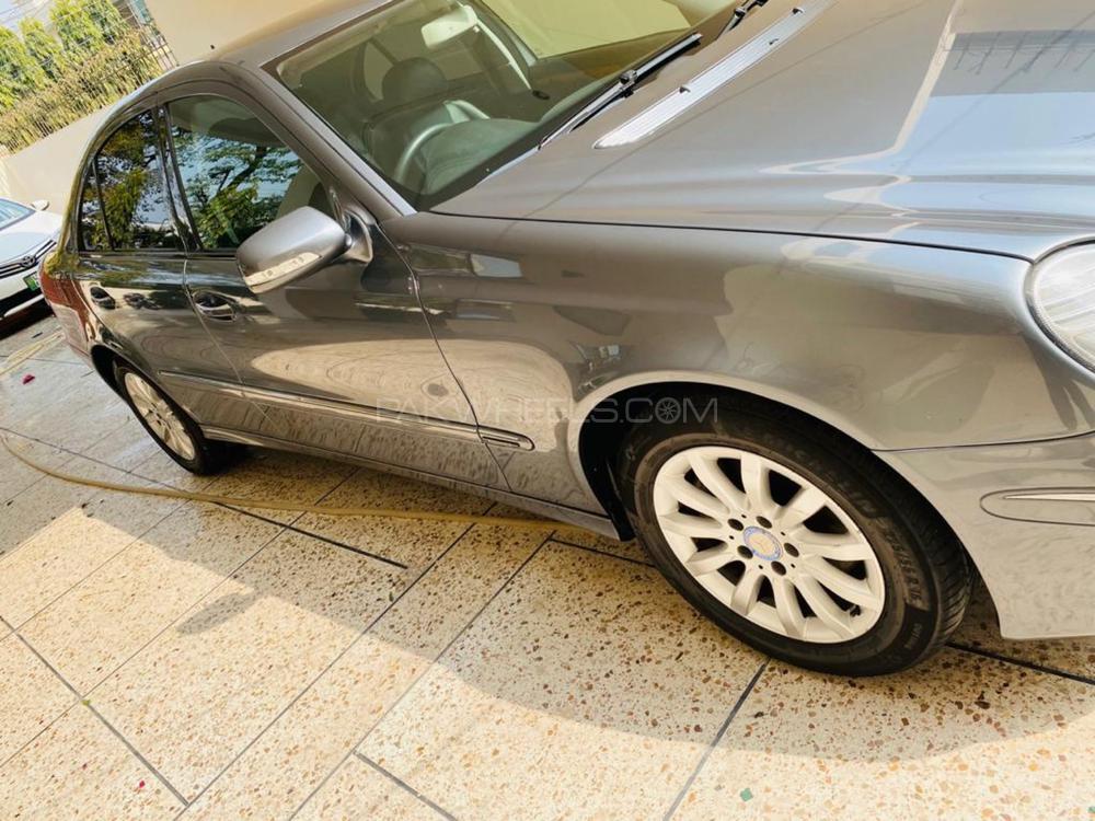 Mercedes Benz E Class 2008 for Sale in Lahore Mercedes Benz E Class 2008 for Sale in Lahore Image-8