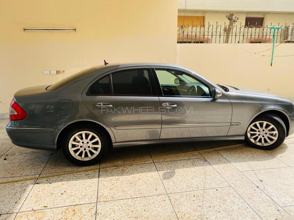 Mercedes Benz E Class 2008 for Sale in Lahore Mercedes Benz E Class 2008 for Sale in Lahore Image-10