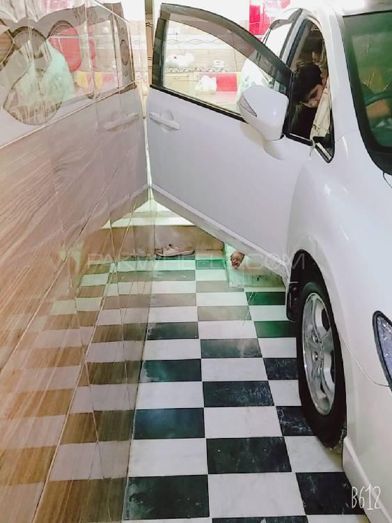 Honda Civic 2012 for Sale in Faisalabad Honda Civic 2012 for Sale in Faisalabad Image-3