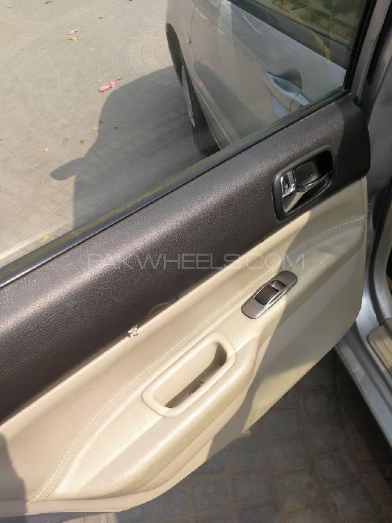 مٹسوبیشی لینسر 2005 for Sale in لاہور مٹسوبیشی لینسر 2005 for Sale in لاہور Image-12