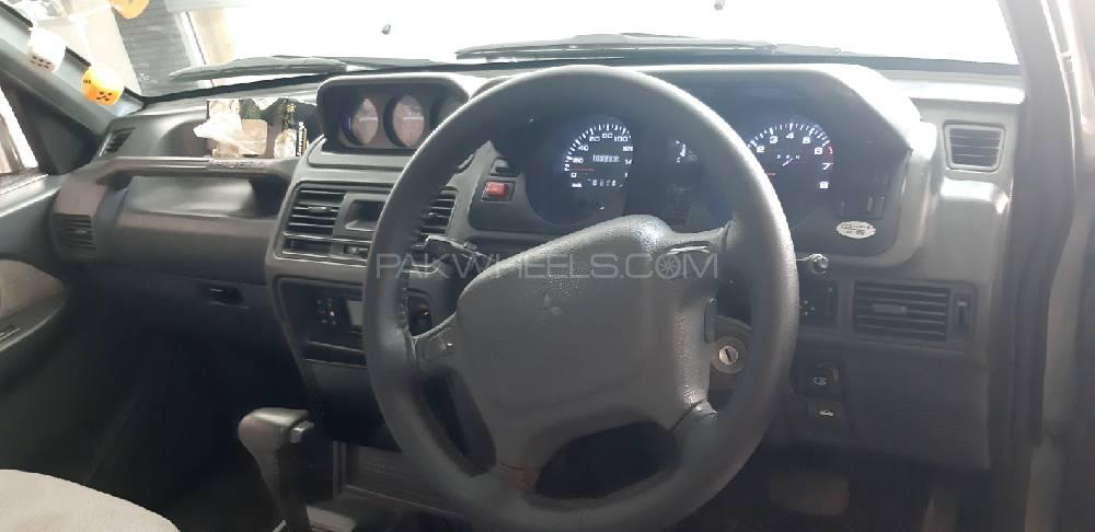 Mitsubishi Pajero 1993 for Sale in Rahim Yar Khan Mitsubishi Pajero 1993 for Sale in Rahim Yar Khan Image-5