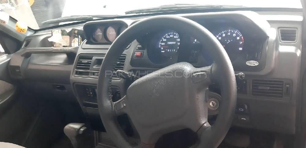 Mitsubishi Pajero 1993 for Sale in Rahim Yar Khan Mitsubishi Pajero 1993 for Sale in Rahim Yar Khan Image-4