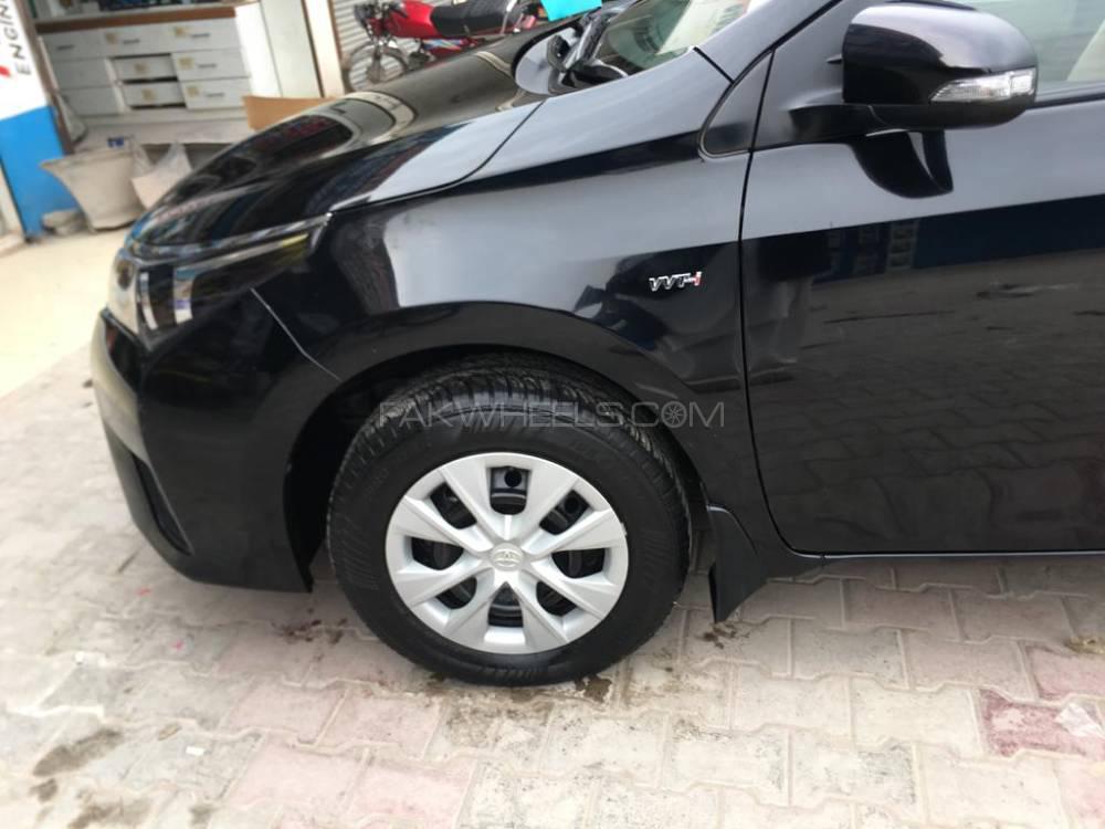 Toyota Corolla 2017 for Sale in Peshawar Image-1