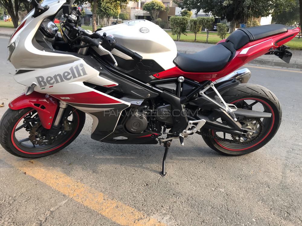 Used Benelli 302 R 2019 Bike for sale in Lahore - 313049 | PakWheels