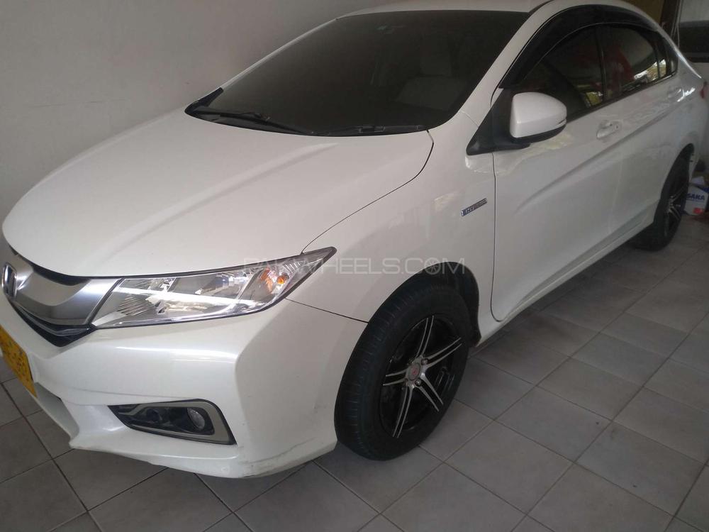 ہونڈا گریس ہائبرڈ 2015 for Sale in کراچی ہونڈا گریس ہائبرڈ 2015 for Sale in کراچی Image-2