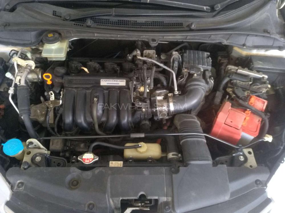 ہونڈا گریس ہائبرڈ 2015 for Sale in کراچی ہونڈا گریس ہائبرڈ 2015 for Sale in کراچی Image-3