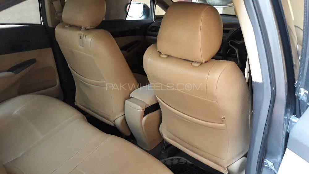 Honda Civic 2009 for Sale in Multan Honda Civic 2009 for Sale in Multan Image-12