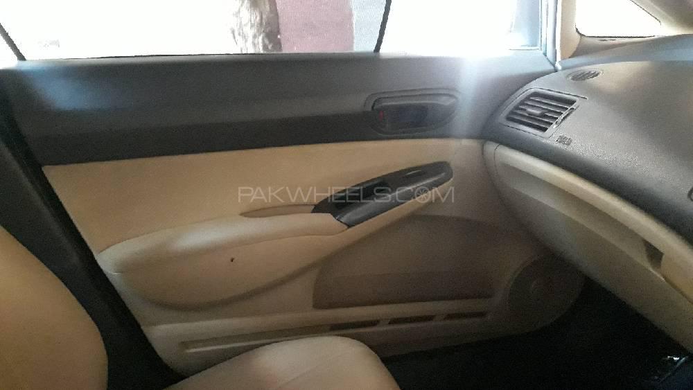 Honda Civic 2009 for Sale in Multan Honda Civic 2009 for Sale in Multan Image-13