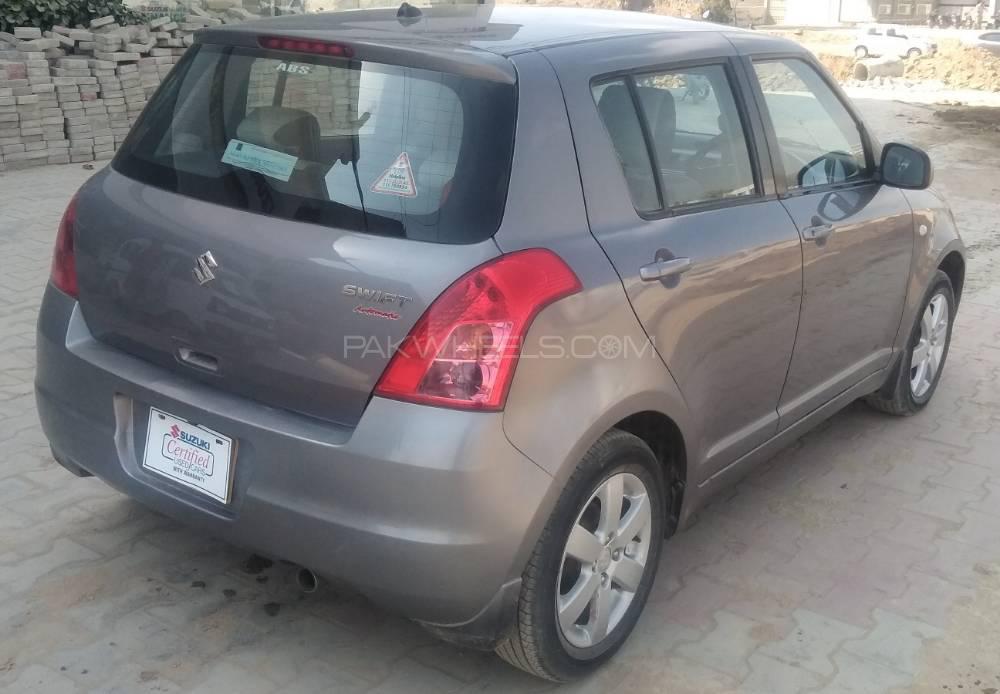 سوزوکی سوئفٹ 2018 for Sale in کراچی سوزوکی سوئفٹ 2018 for Sale in کراچی Image-7