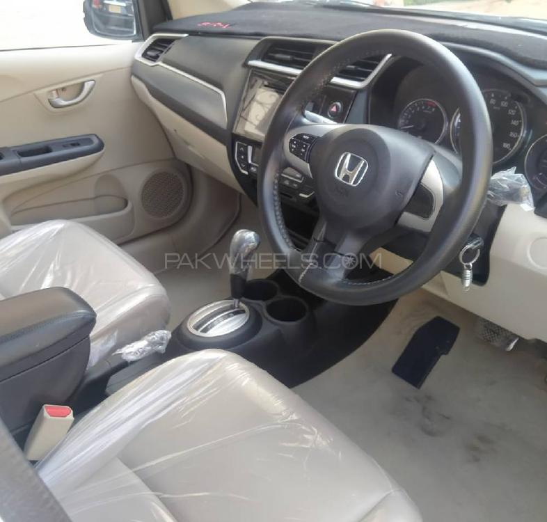 Honda BR-V 2018 for Sale in Karachi Honda BR-V 2018 for Sale in Karachi Image-6