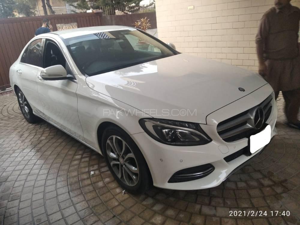 مرسڈیز بینز سی کلاس 2015 for Sale in اسلام آباد مرسڈیز بینز سی کلاس 2015 for Sale in اسلام آباد Image-3