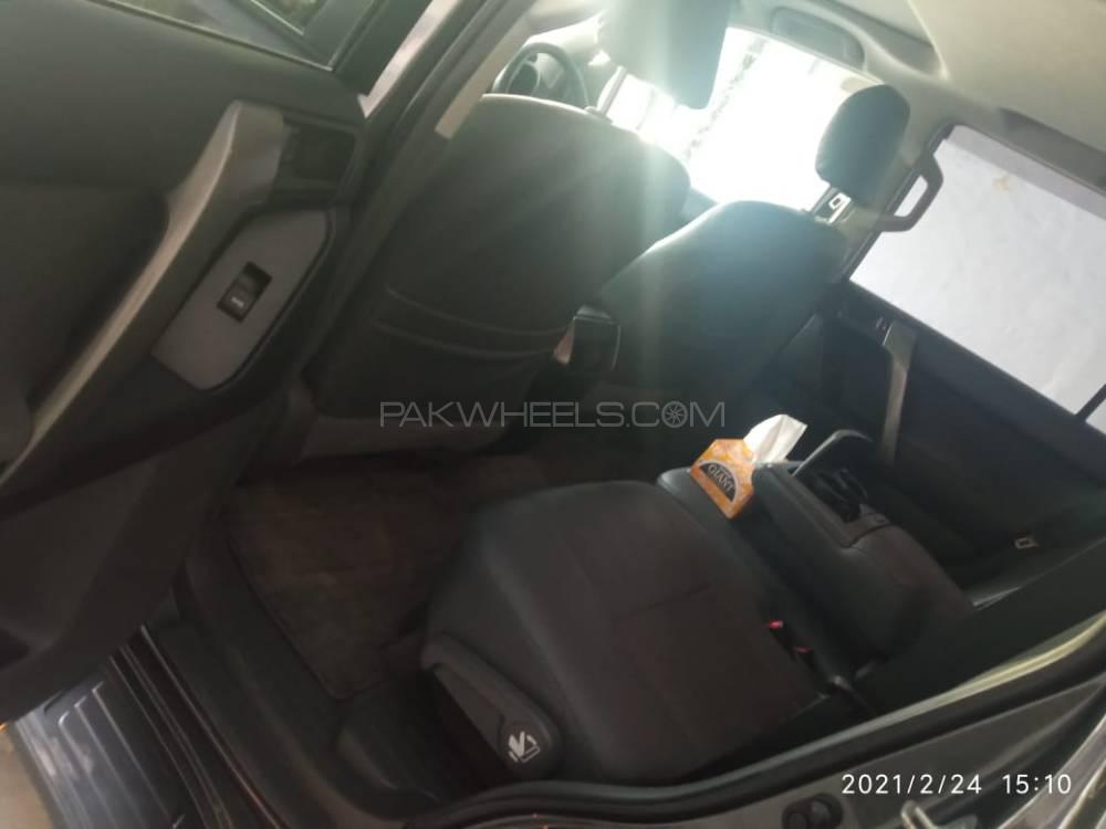 ٹویوٹا پراڈو 2010 for Sale in اسلام آباد ٹویوٹا پراڈو 2010 for Sale in اسلام آباد Image-9
