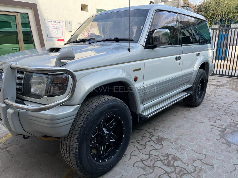 Mitsubishi Pajero 1995 for Sale in Sialkot Image-1